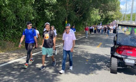 Con pasos de fe y solidaridad, la Caminata “Esperanza de Vida” en Guayanilla