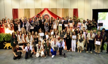 Alcaldesa de Ponce reconoce la excelencia estudiantil con la entrega de la Medalla Alcaldesa