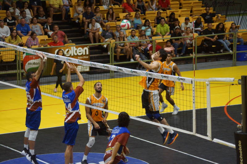 Voleibol: Mulos y Changos suman tres puntos en sus respectivas victorias