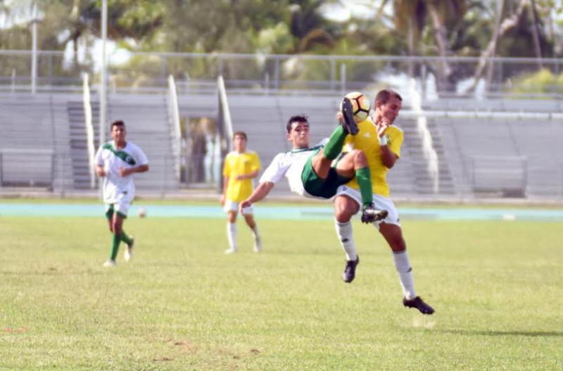 Tigres dejan sin el invicto a los Tarzanes en el fútbol de la LAI