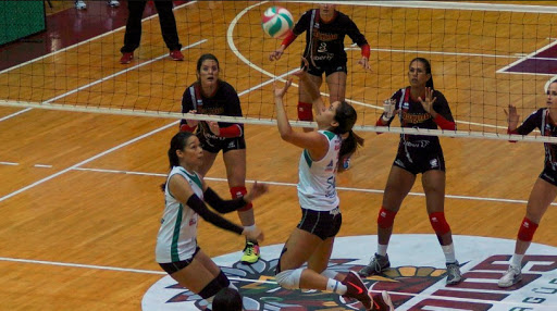 Retorna a cancha Raymariely Santos en Grecia