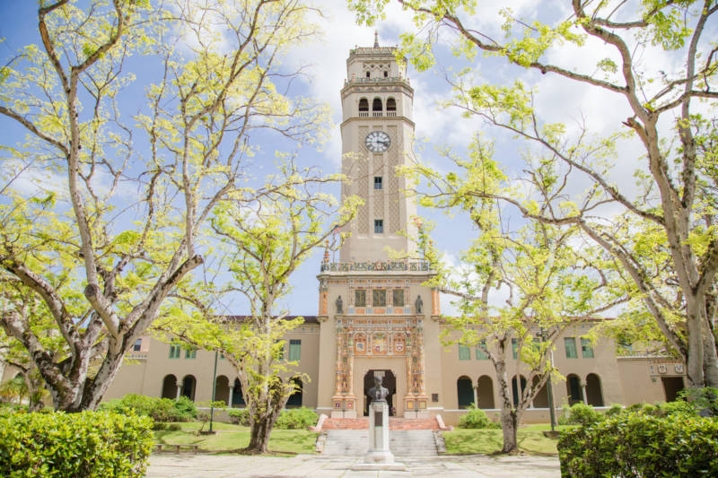 Torre UPR de Río Piedras