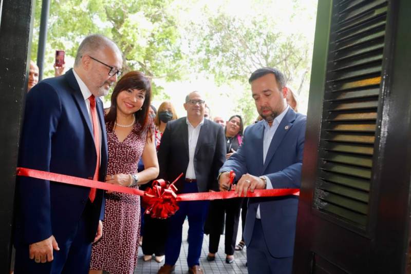 Inauguran en Ponce centro de atención a los ciudadanos