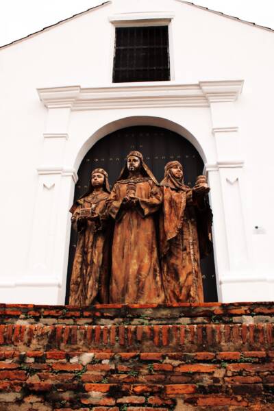 Llegan las estatuas vivientes de los Reyes Magos a la Ciudad de San Germán