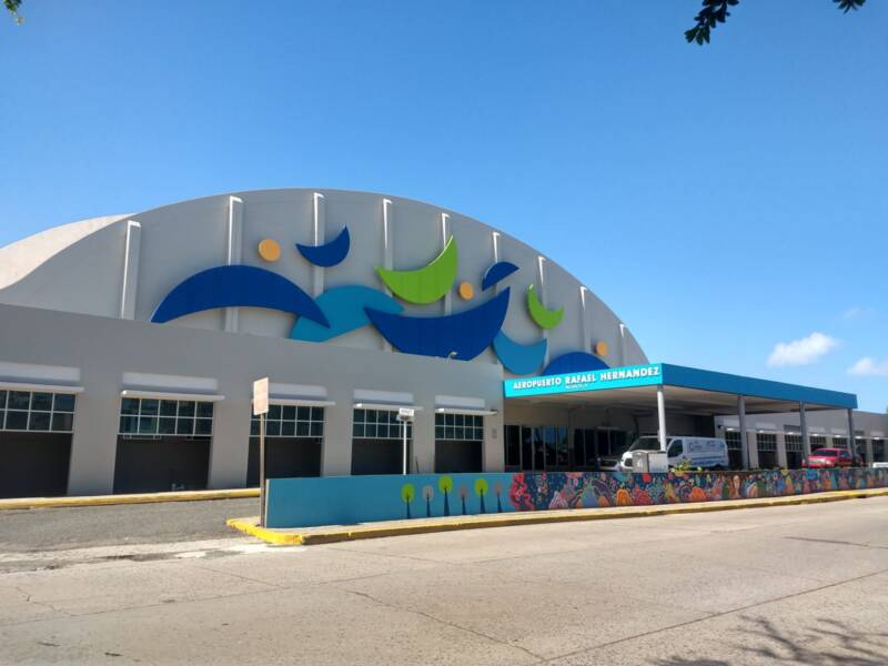 Destaca Pizá Batiz que aeropuerto de Aguadilla alcanza los 700 mil pasajeros