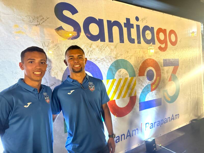 Héctor Pagán y Diego González dos universiatrios para Sanriago 2023. (LAI)