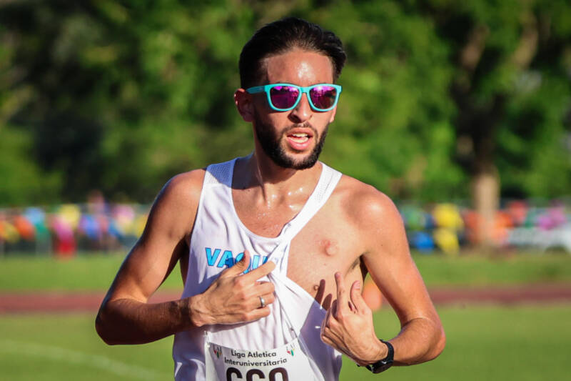 Miguel Olivo atleta de la LAI, tocó la campana de su carrera contra la leucemia