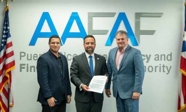 AAFAF y Universidad Interamericana firman convenio para brindar experiencia profesional a estudiantes de Derecho