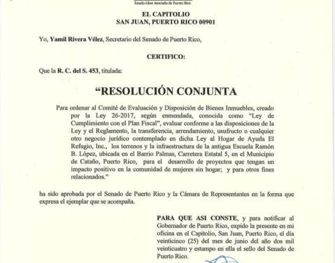 Gobernador firma resolución para traspasar escuela a Hogar de Ayuda el Refugio, Inc. en Cataño
