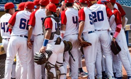 Con medalla de plata pero sin uniformes la delegación boricua de béisbol Sub 15