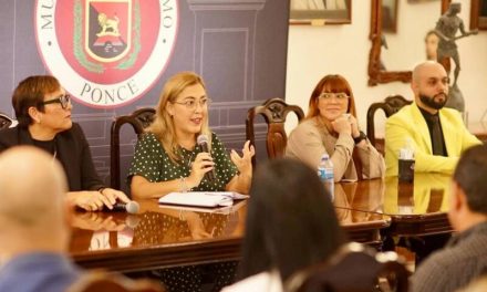 Ponce promueve la adopción de animales y combatir la violencia doméstica