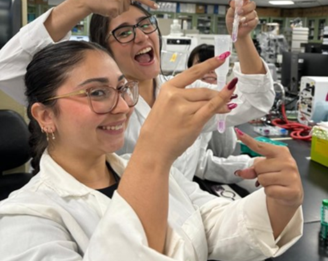 Estudiantes del RUM-UPR Completan Talleres de Biomanufactura en Alianza con Amgen