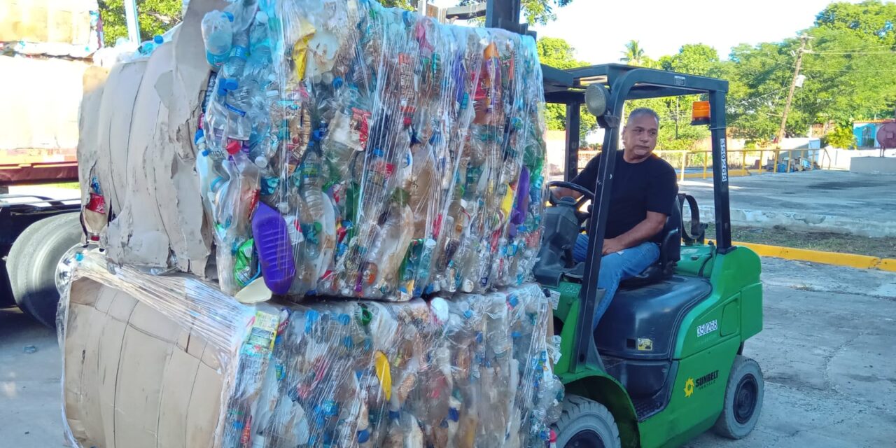 Municipio de Guayanilla refuerza compromiso con un pueblo limpio y organizado para las fiestas navideñas