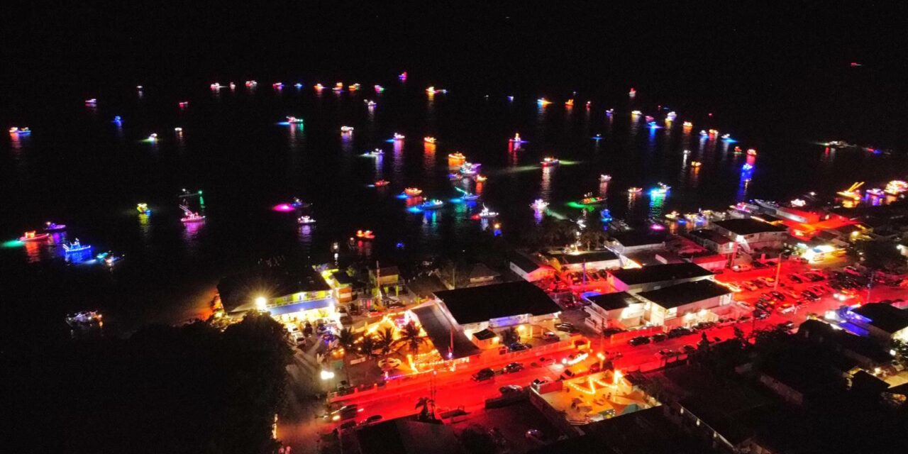 Celebran la 4ta Edición del Festival Navideño en la Playa El Combate