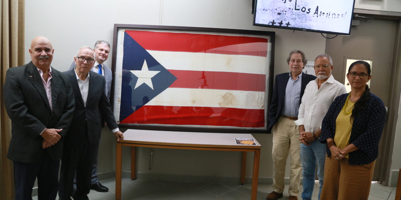 La Facultad de Derecho de la Universidad Interamericana devela histórica bandera de la Masacre de Ponce