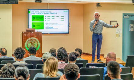 Más de 400 agroempresarios de Puerto Rico unieron fuerzas en los AgroHack Meetups