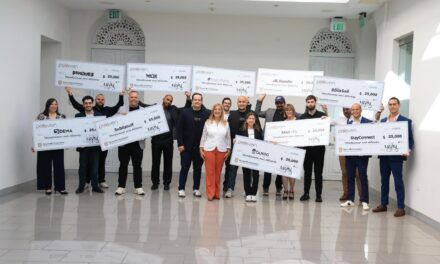 Alcaldesa de Ponce entrega incentivos para startups tecnológicos