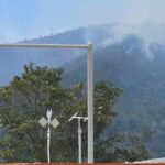 Incendio en áreas cercanas obliga la suspensión de clases en CROEM Mayagüez