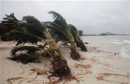 FEMA extiende ayuda a 12 municipios tras tormenta Ernesto