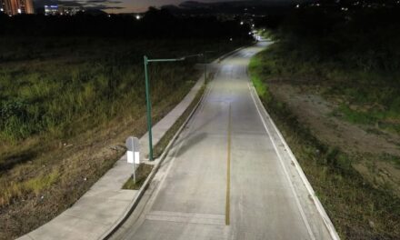 Municipio de Yauco instala más focos solares en áreas muy transitadas por conductores