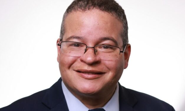 Senado de PR Evalúa Nombramiento de Víctor Ramos como Secretario de Salud