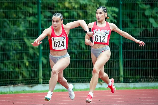 Tigresas y Taínos dominan el podio en los Campeonatos de Relevo