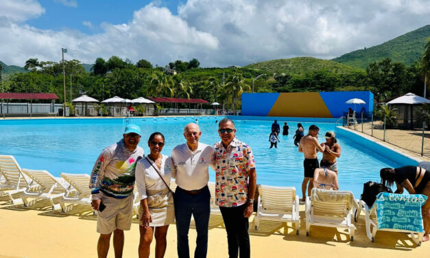 Parque acuático del Albergue Olímpico abre sus puertas al público