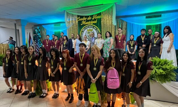 Guayanilla se engalana para rendir homenaje a sus estudiantes destacados del Cuadro de Honor Municipal 2025