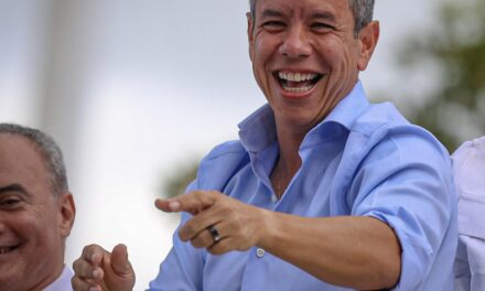 Suena Miguel Romero para gobernador por el PNP en 2028