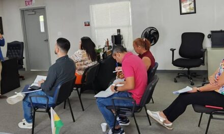 ¡Guayanilla celebra con orgullo los logros de sus estudiantes!