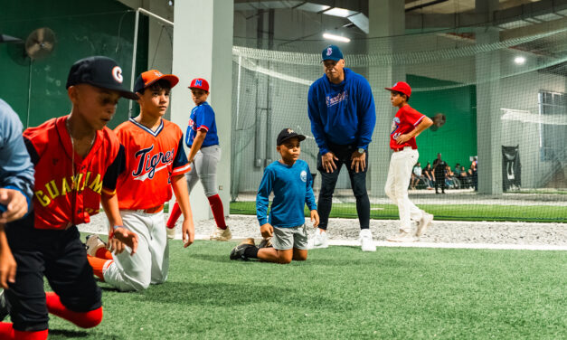 Roberto Alomar sigue dando forma a delegación boricua para la Serie del Caribe Kids 2025