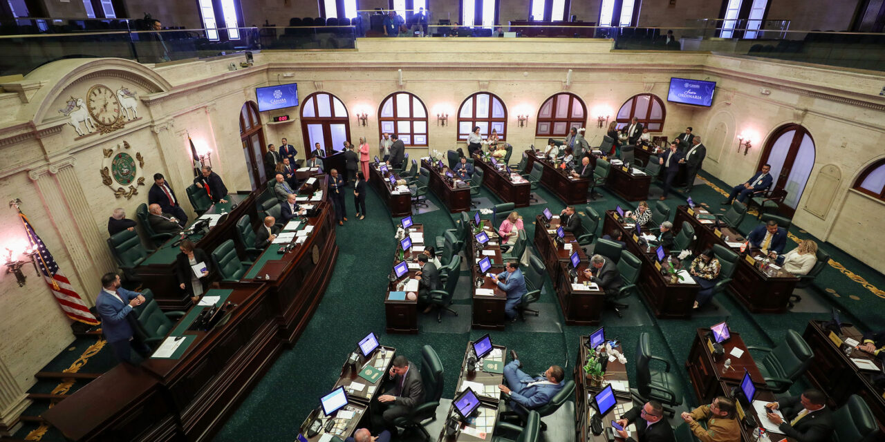 Cámara aprueba medida de protección a los adultos mayores contra explotación  financiera