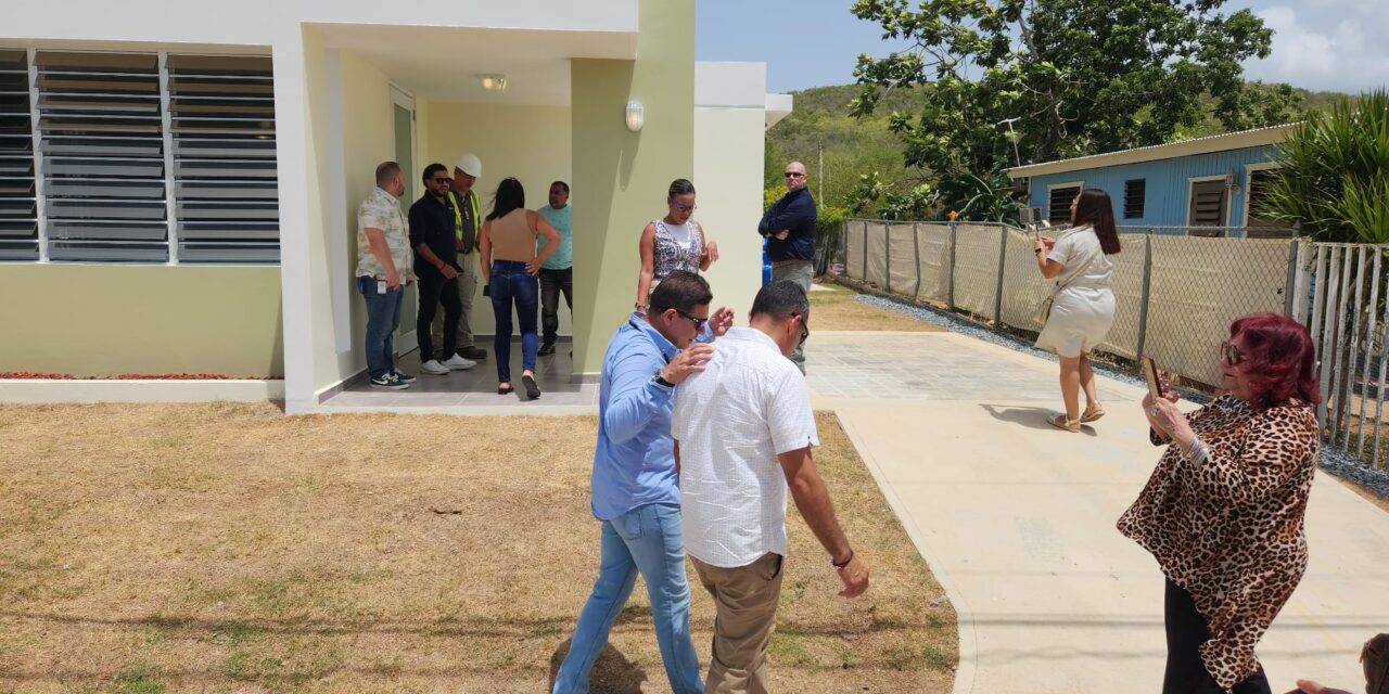 Municipio de Guayanilla entrega primera residencia reconstruida bajo el programa CONSUR