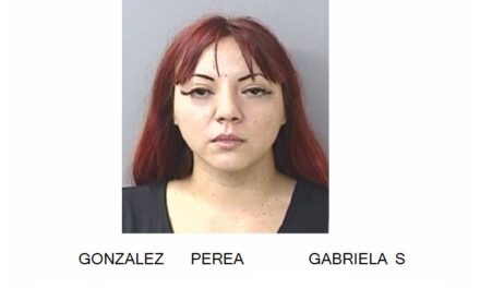 Radican cargos contra mujer que agredió a enfermera en accidente de tránsito en San Sebastián