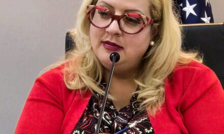 Rivera Schatz remueve a Roxanna Soto de la presidencia de comisión en el Senado