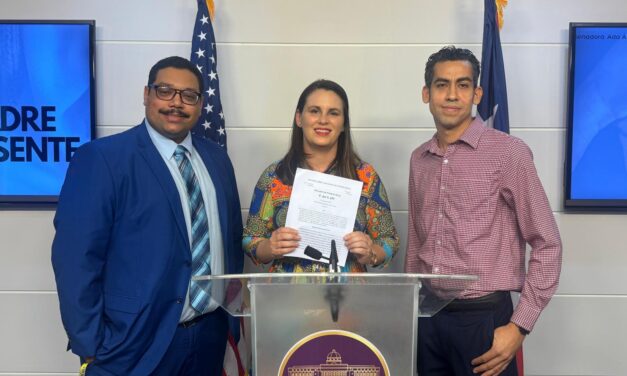 Senadora Ada Álvarez Conde presenta medida para reconocer derechos del padre presente durante el nacimiento