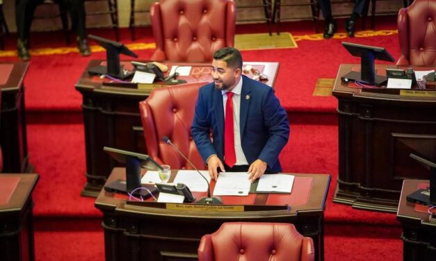 Senado aprueba medidas que buscan fortalecer el trabajo y la eficiencia gubernamental