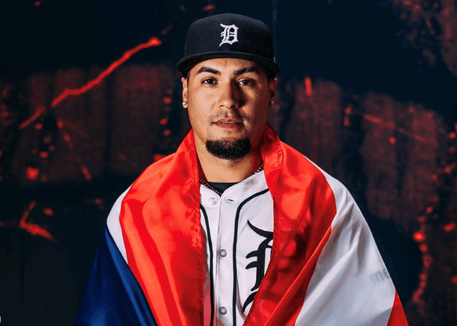 Javy Báez la saca del parque con apoyo a los residenciales