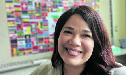 Joven juanadina cumple su sueño como vocalista católica Logra nominación finalista en importante certamen internacional