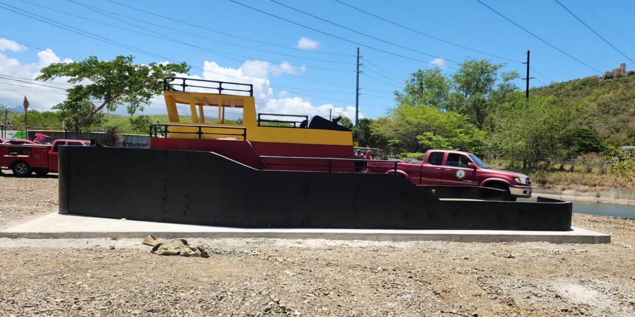 Guayanilla construye réplica de emblemático remolcador en homenaje a su historia marítima