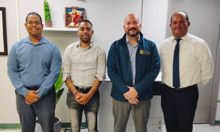 Renovarán contratos de directores escolares en el Distrito 23