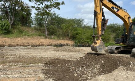 Guayanilla continúa con los trabajos de limpieza del río como medida preventiva ante la temporada de huracanes