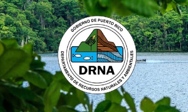 DRNA activa unidad de Emergencia Ambiental ante fuego en fábrica de Gurabo