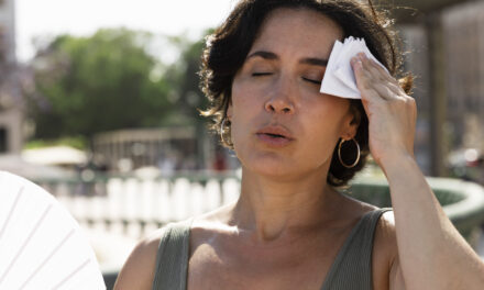 Familia ofrece consejos vitales para evitar golpes de calor en niños, adultos mayores y mascotas