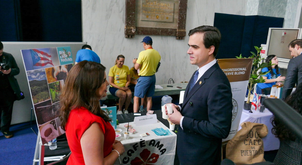 Café puertorriqueño se sirve por primera vez en el Congreso de EE. UU.