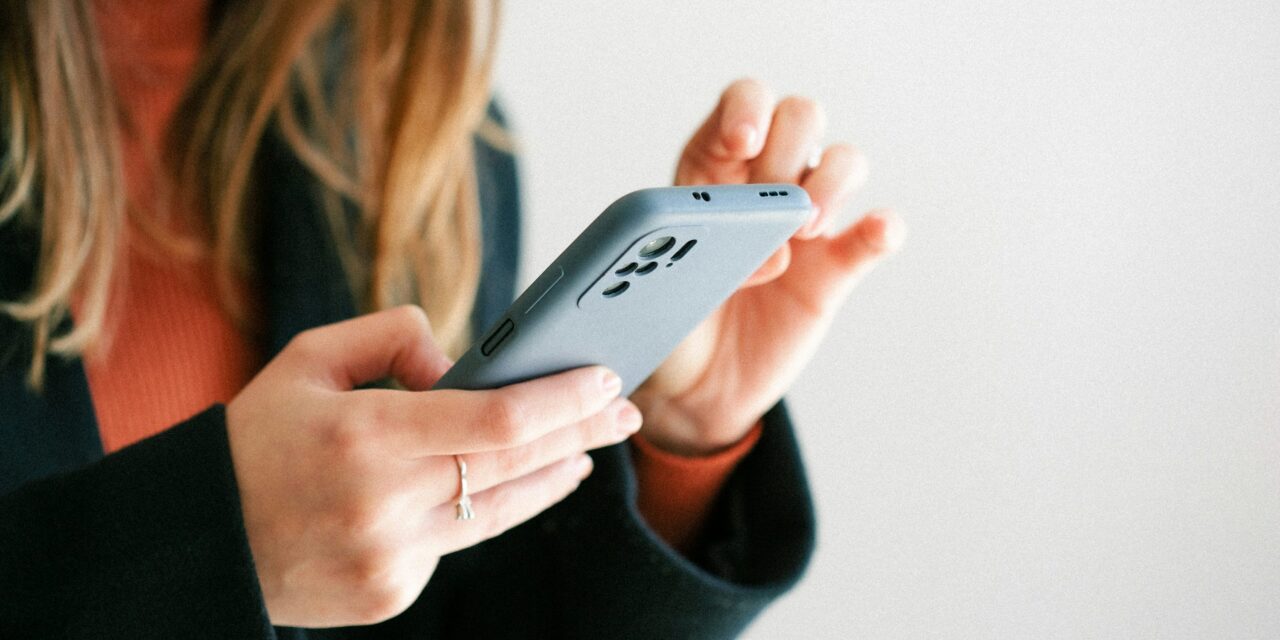 Cuidado con mensajes falsos: no pague supuestas multas de tránsito