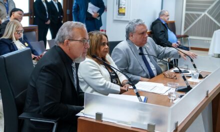 Senado investiga discrepancias en el currículo y baja tasa de aprobación en reválida de terapistas respiratorios