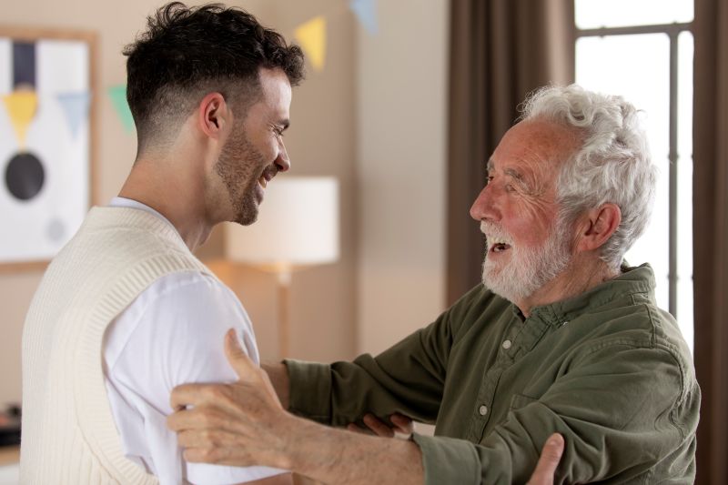 Importancia del apoyo psicosocial en adultos mayores