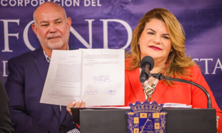 Gobernadora anuncia reducción histórica en tarifas del tipo de primas y firma ley que aumenta los beneficios a lesionados