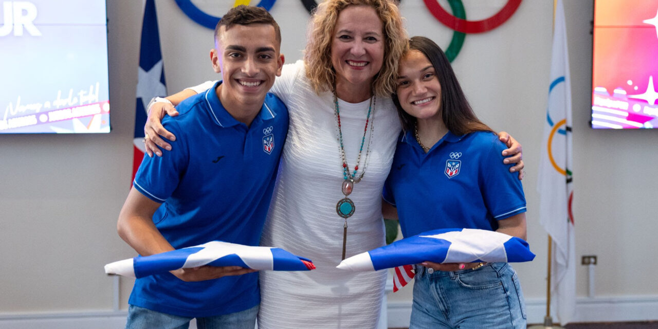 Con bandera en mano, comienza el viaje a Asunción 2025